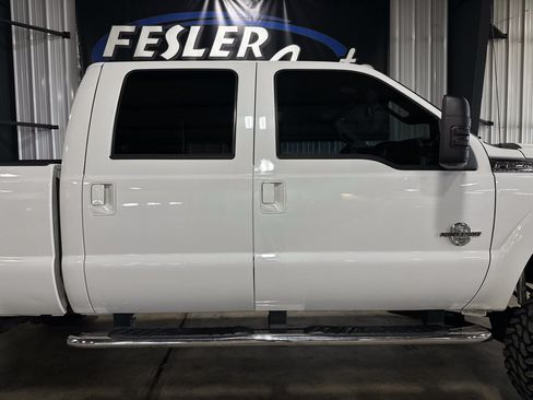 Used 2015 Ford F250 Lariat w/ Lariat Interior Package AWD/4WD image 39