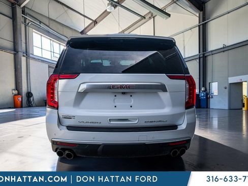 Used 2024 GMC Yukon XL Denali AWD/4WD image 37