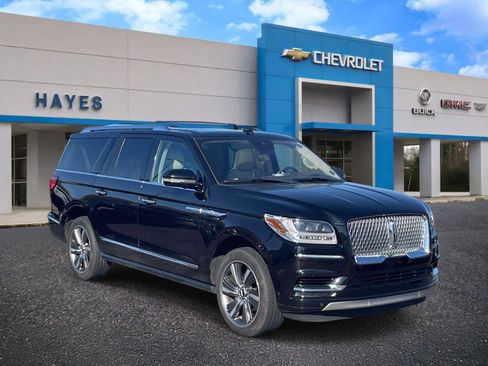 Used 2019 Lincoln Navigator L Reserve w/ Cargo Package image 1