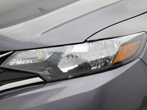 Used 2019 Honda Fit LX image 10