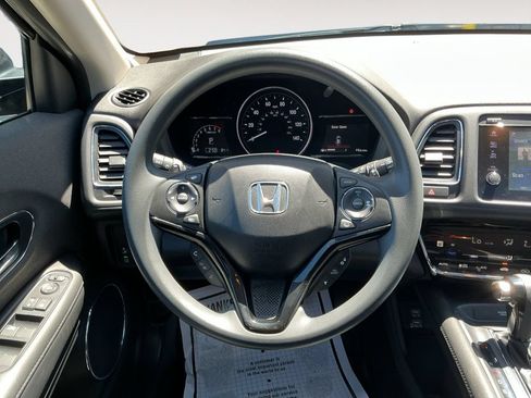 Used 2019 Honda HR-V EX image 11