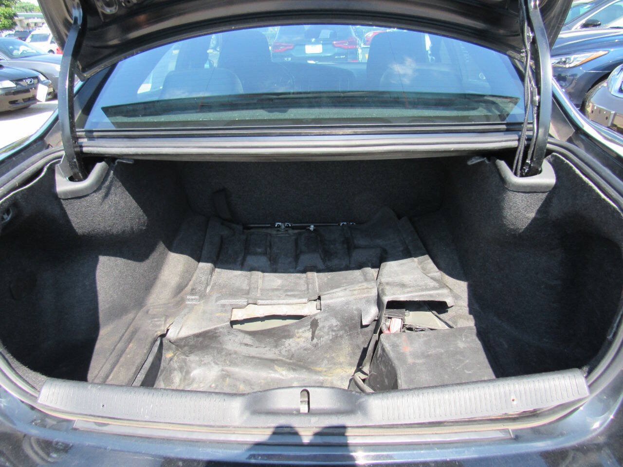 Used 2019 Dodge Charger Police RWD image 17