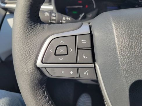 New 2026 Toyota Sienna XLE AWD/4WD image 20