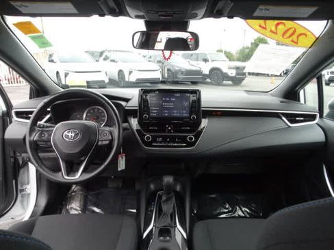 Certified 2022 Toyota Corolla SE image 23
