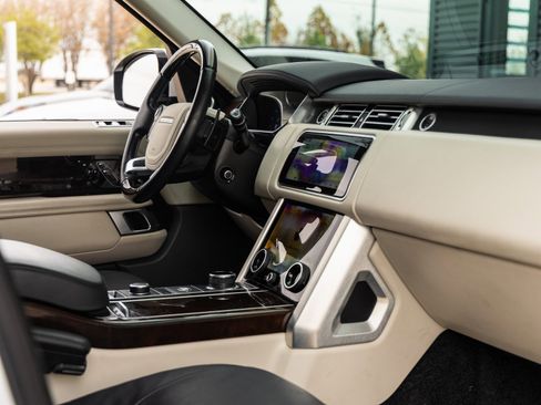 Used 2021 Land Rover Range Rover Westminster Edition image 41