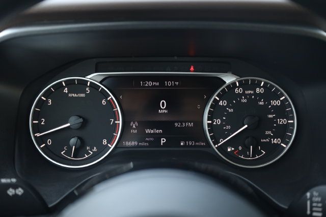 Used 2023 Nissan Rogue SV AWD/4WD image 19