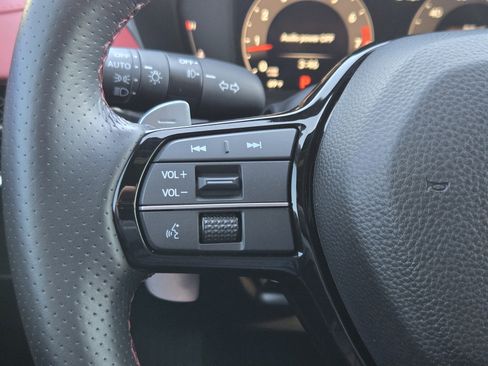 Certified 2025 Acura ADX A-Spec image 36