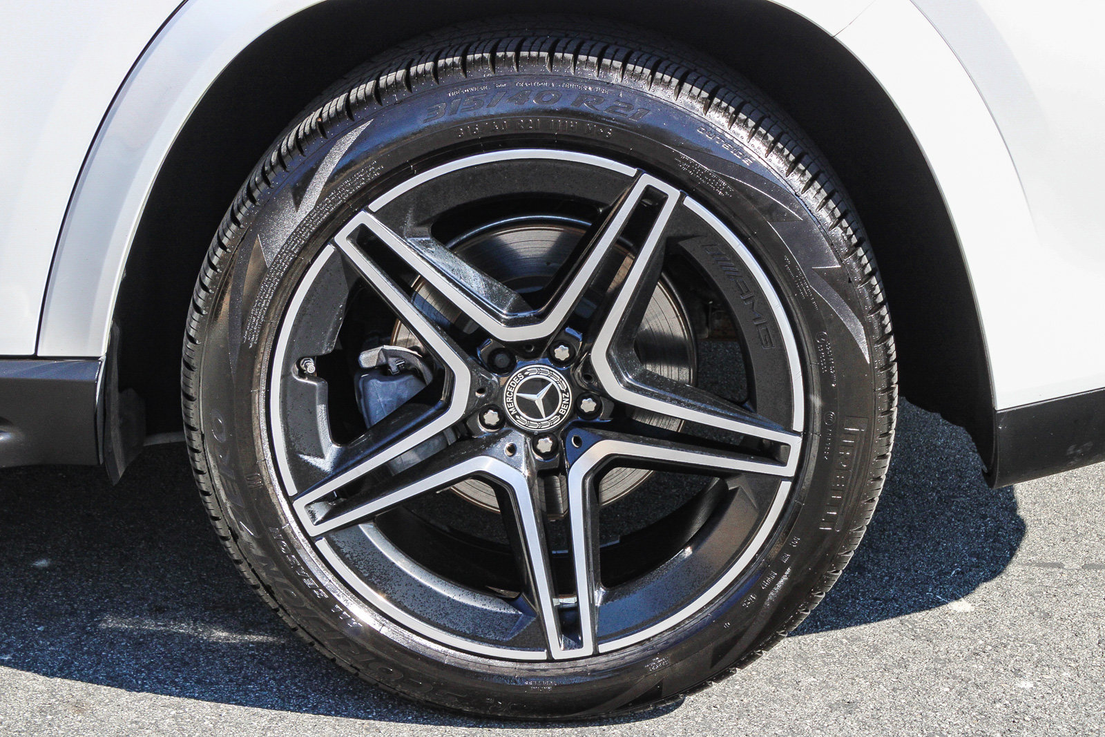 Used 2020 Mercedes-Benz GLS 580 4MATIC image 11