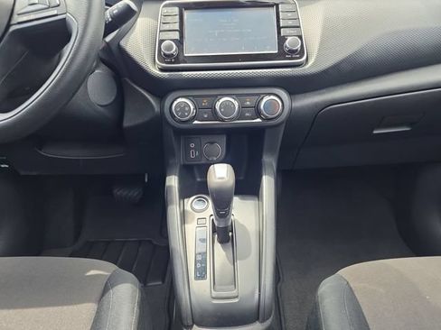 Used 2025 Nissan Kicks Play S FWD image 3