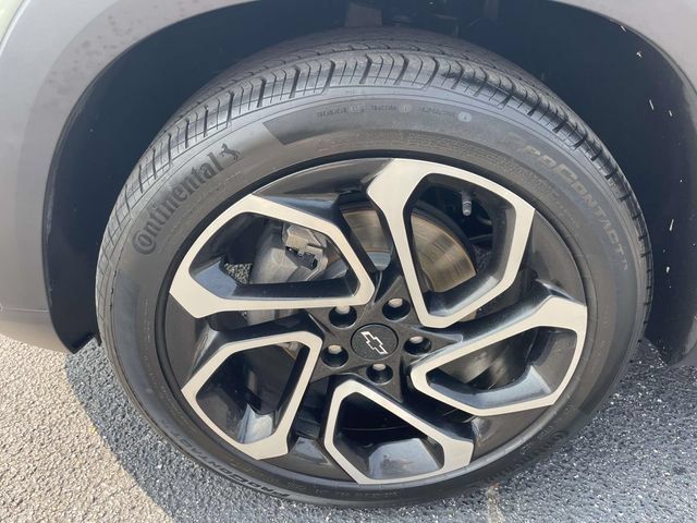 Certified 2024 Chevrolet Trax RS w/ Sunroof Package FWD image 8