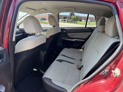 Used 2017 Subaru Crosstrek 2.0i Premium AWD/4WD image 8