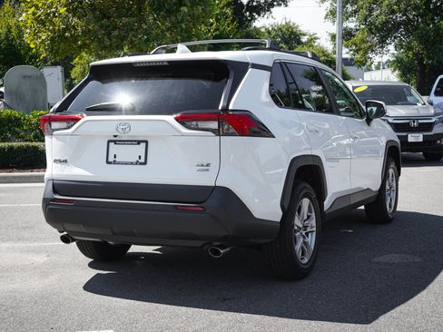 Used 2023 Toyota RAV4 XLE w/ Convenience Package AWD/4WD image 10