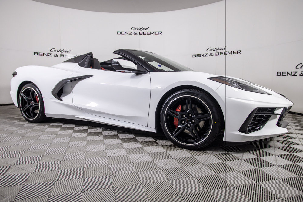 Used 2021 Chevrolet Corvette Stingray Preferred Conv w/ 2LT RWD image 3