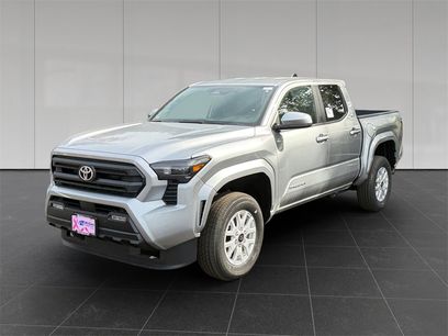 New 2025 Toyota Tacoma SR5