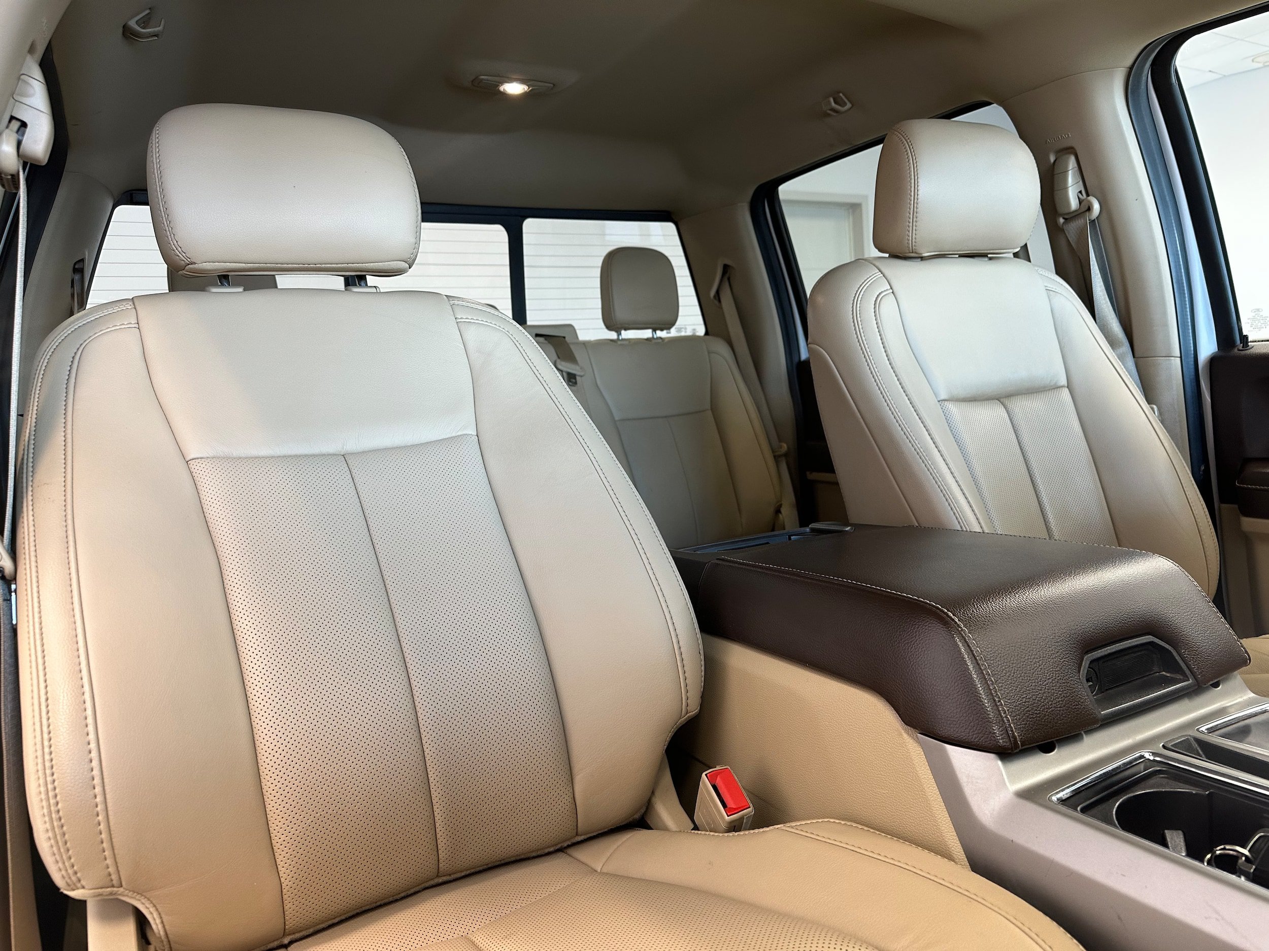 Used 2019 Ford F150 Lariat AWD/4WD image 16