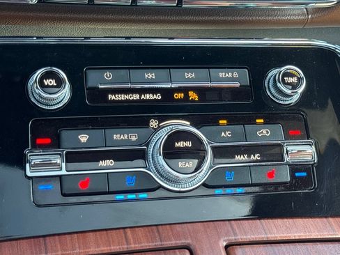 Used 2023 Lincoln Navigator Reserve AWD/4WD image 65