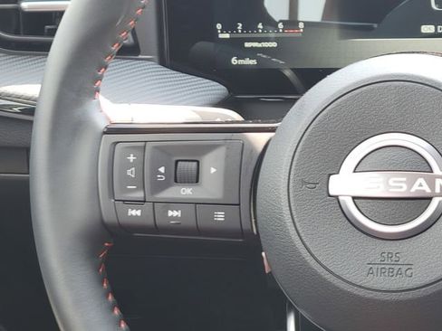 New 2025 Nissan Kicks SR w/ SR Premium Package image 29