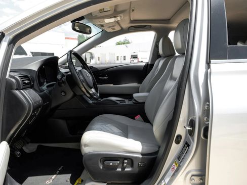 Used 2013 Lexus RX 350 FWD w/ Navigation Pkg image 4