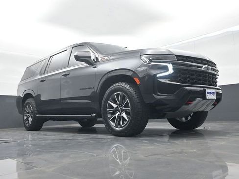 Used 2022 Chevrolet Suburban Z71 image 48