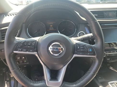 Used 2019 Nissan Rogue SL AWD/4WD image 7