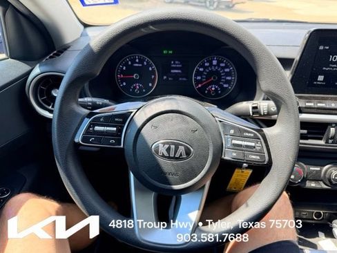 Certified 2021 Kia Forte Sedan FWD image 18