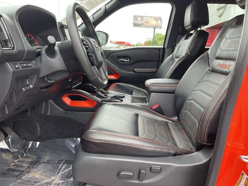 Used 2025 Nissan Frontier Pro-X w/ Pro Premium Package RWD image 10