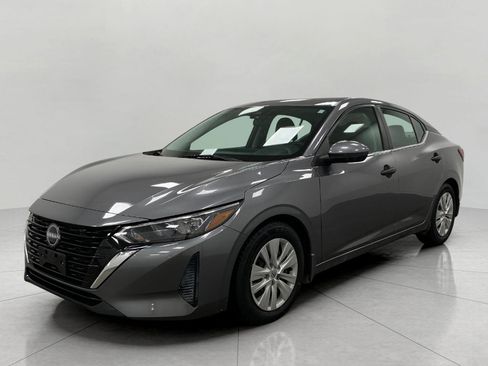 Used 2024 Nissan Sentra S image 9