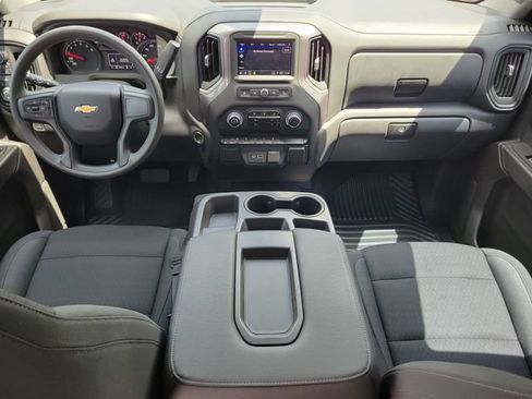 Certified 2023 Chevrolet Silverado 1500 Custom AWD/4WD image 18