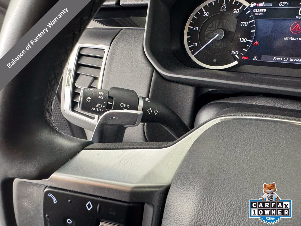 Used 2023 Land Rover Discovery S AWD/4WD image 18