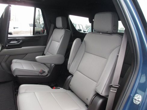 Used 2025 GMC Yukon Elevation w/ Elevation Premium Package image 22