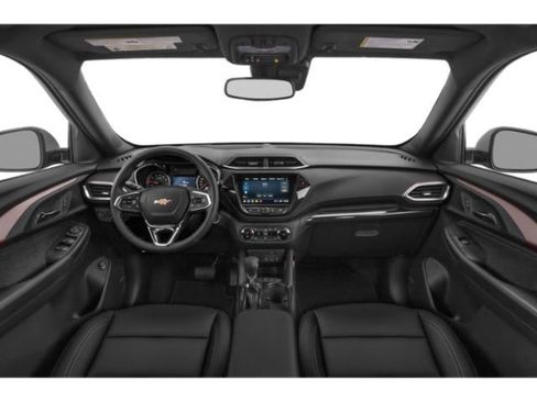 Used 2023 Chevrolet TrailBlazer ACTIV w/ Sun and Liftgate Package FWD image 8