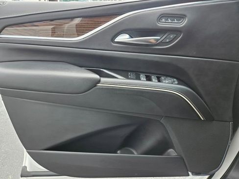 Certified 2023 Cadillac Escalade ESV Sport Platinum w/ LPO, ONYX Package image 30