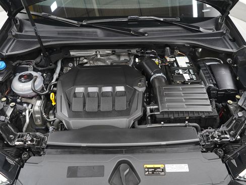 Used 2025 Audi Q3 2.0T Premium image 31