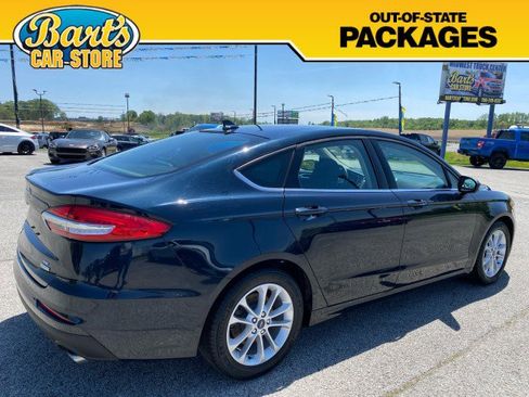Used 2020 Ford Fusion SE FWD image 6