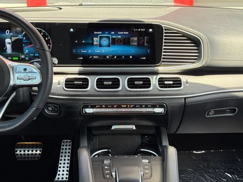 Used 2023 Mercedes-Benz GLS 580 4MATIC image 46