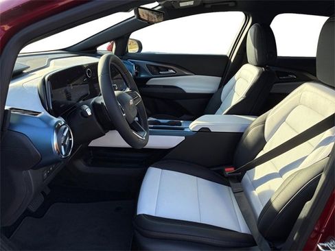 New 2026 Chevrolet Equinox EV LT w/ Convenience Package II image 11