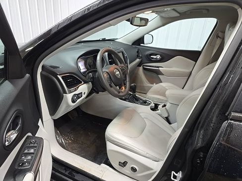 Used 2022 Jeep Cherokee Latitude Lux image 28