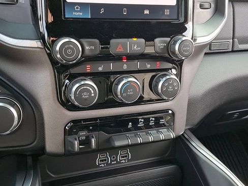 New 2026 RAM 1500 Big Horn AWD/4WD image 13