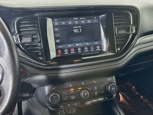 Used 2022 Dodge Durango GT RWD image 18