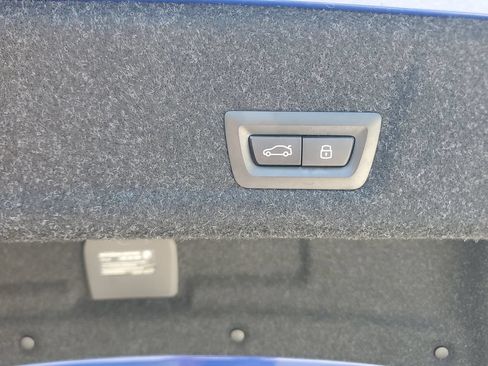 Used 2026 BMW 330i Sedan w/ M Sport Package RWD image 16