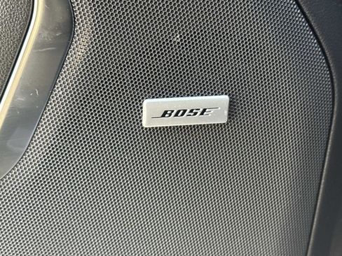 Used 2025 GMC Yukon Elevation image 15