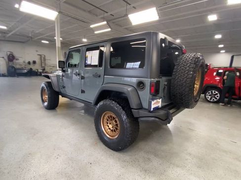 Used 2014 Jeep Wrangler Unlimited Sport AWD/4WD image 9