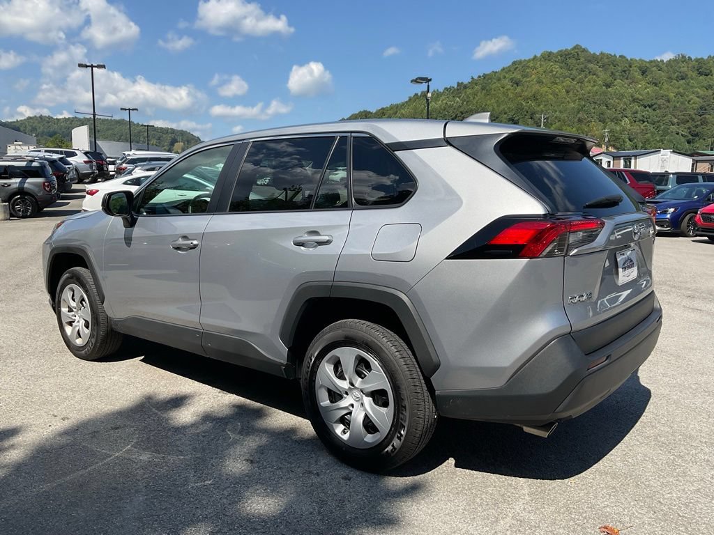 Used 2025 Toyota RAV4 LE FWD image 4