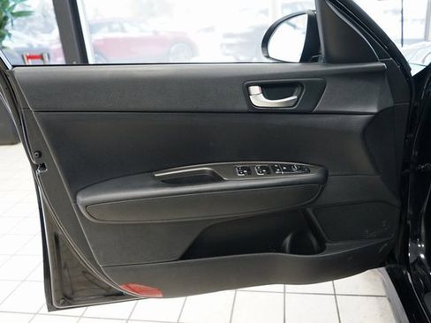 Used 2020 Kia Optima LX image 21