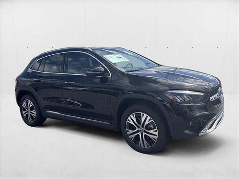 New 2025 Mercedes-Benz GLA 250 image 8