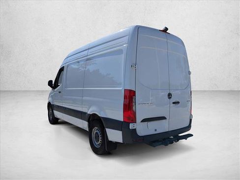 Used 2024 Mercedes-Benz Sprinter 2500 image 7