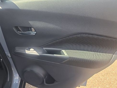 Used 2023 Nissan Kicks SV FWD image 22