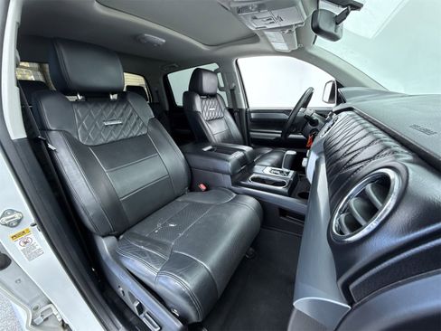 Used 2015 Toyota Tundra Platinum image 13