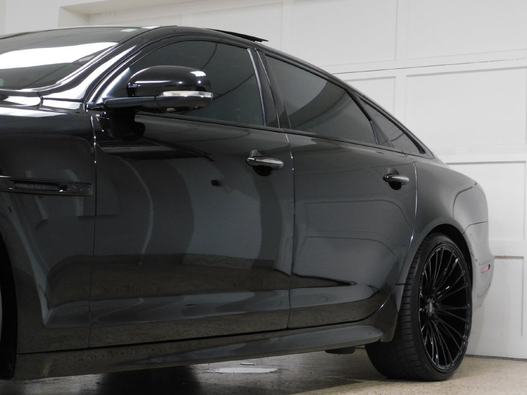 Used 2018 Jaguar XJ RWD image 22