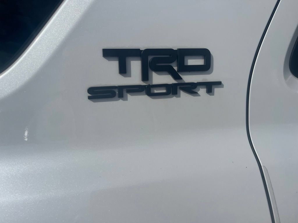 Used 2025 Toyota 4Runner TRD Sport AWD/4WD image 8